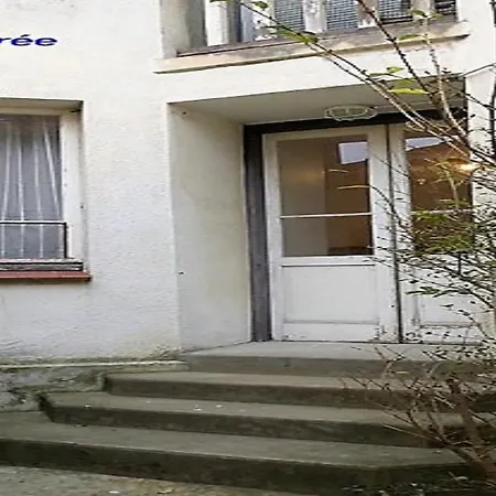 Les Paillettes Apartment